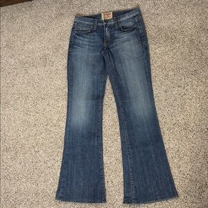 Guess Premium Blue Denim Jeans With Back Pocket Detail